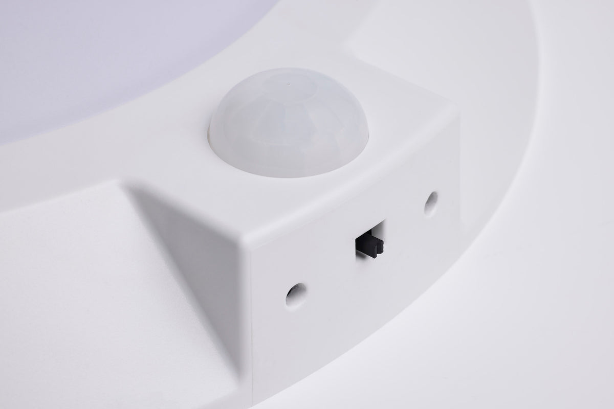 7 Inch LED Disk Light - 27K/3K/35K/4K/5K CCT Selectable - Occupancy Sensor - White Finish