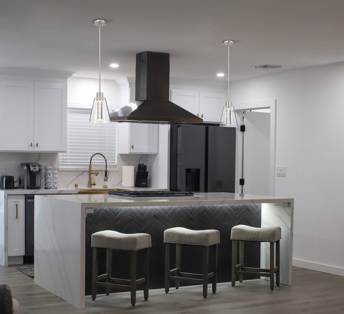 Aura - 7 Inch LED Pendant - Brushed Nickel - K9 Bubble Crystal - 3000K CCT