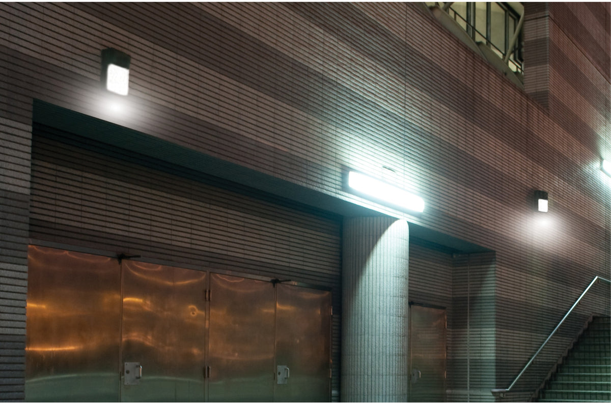 LED Entrance Light - 26W - Bronze Finish - 120-277V