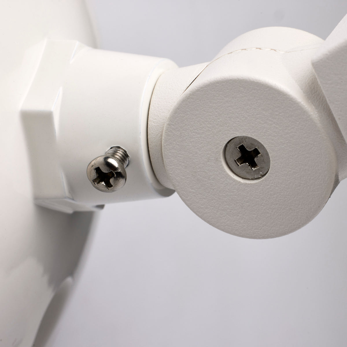 Remote Emergency Light, Low-Voltage Backup, Single Head, White Finish, Wet Location Rated
