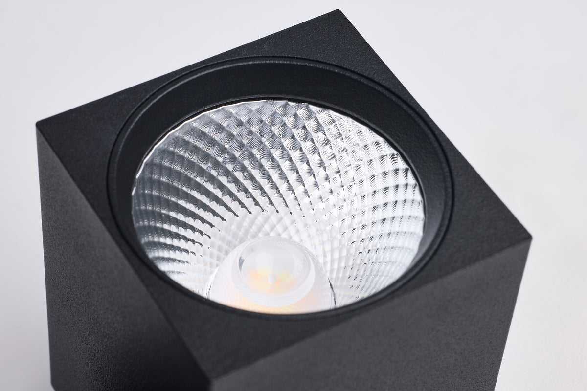 8 Watt LED Track Head - 2700K/3000K/3500K/4000K/5000K CCT Selectable - Dim to Warm - J Style - 36 Degree Beam Angle - 120 Volt - Black - Square