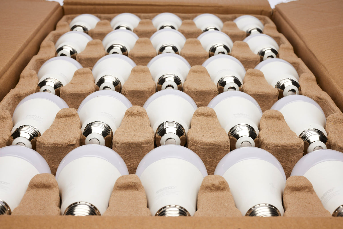 14 Watt A19 LED - Frost Finish - Medium Base - 1520 Lumens - Cool White - 120 Volt - 100-Pack