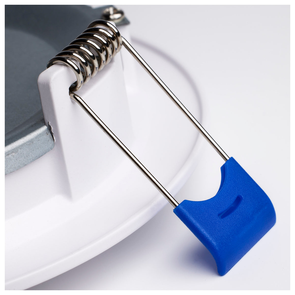 10 Watt LED Direct Wire Downlight - Slimfit - Smooth Baffle - 4 Inch - CCT Selectable - Round - Remote Driver - White Finish