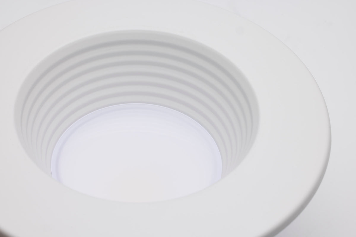 Field Selectable LED Downlight Retrofit - Deep Baffle - 5.8/7/9.5 Watts - 27K/30K/35K/40K/50K CCT - 4 Inch - Round Shape - White Finish - 120 Volts