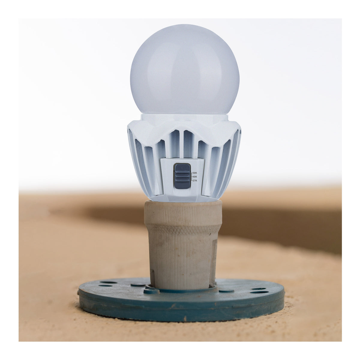 15 Watt LED A21 - High Lumen Output - 27K/40K/50K CCT Selectable - Medium Base - White Finish - 120V-277V