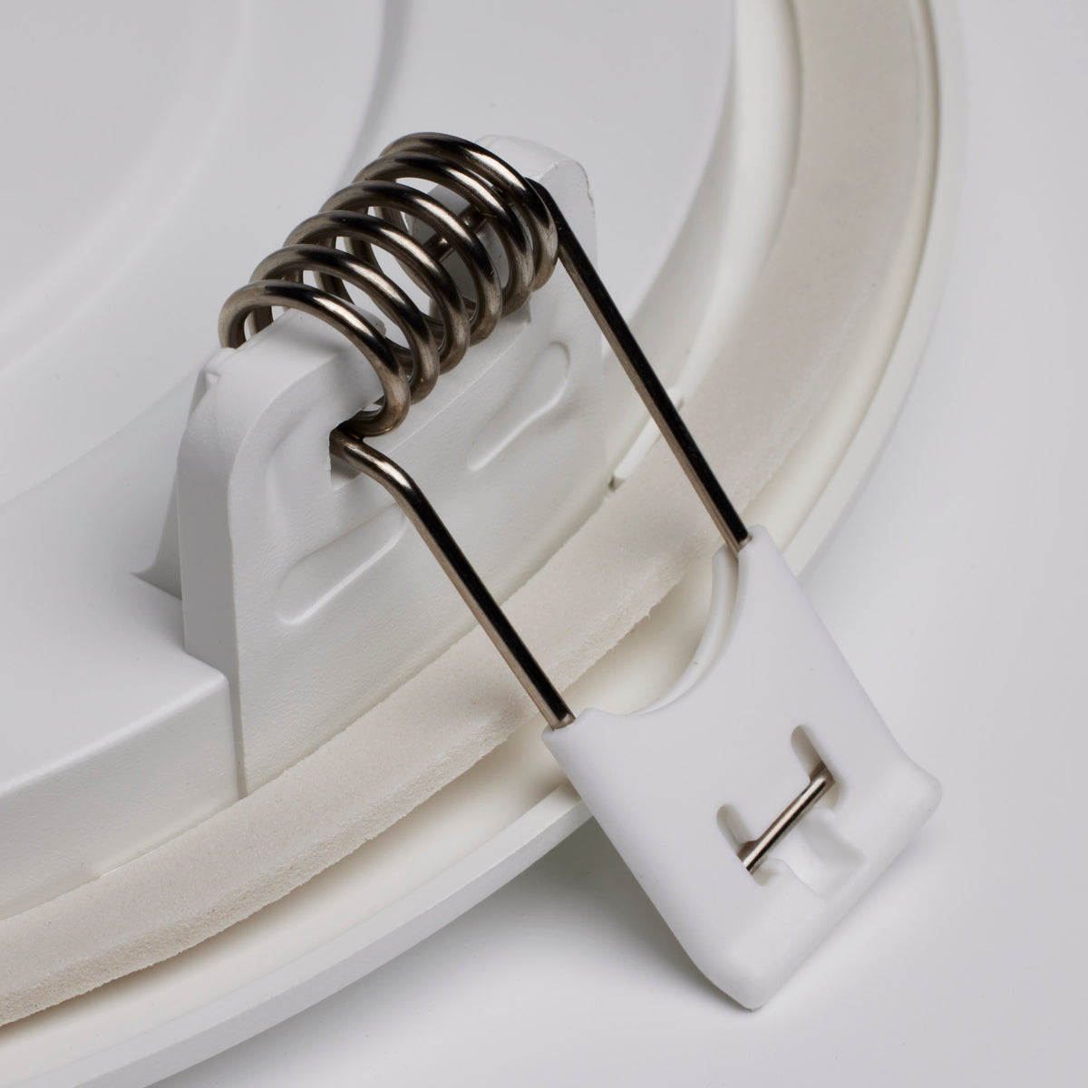 11.6 watt LED Direct Wire Downlight - Edge-lit - 5-6 inch - 5000K - 120 volt - Dimmable