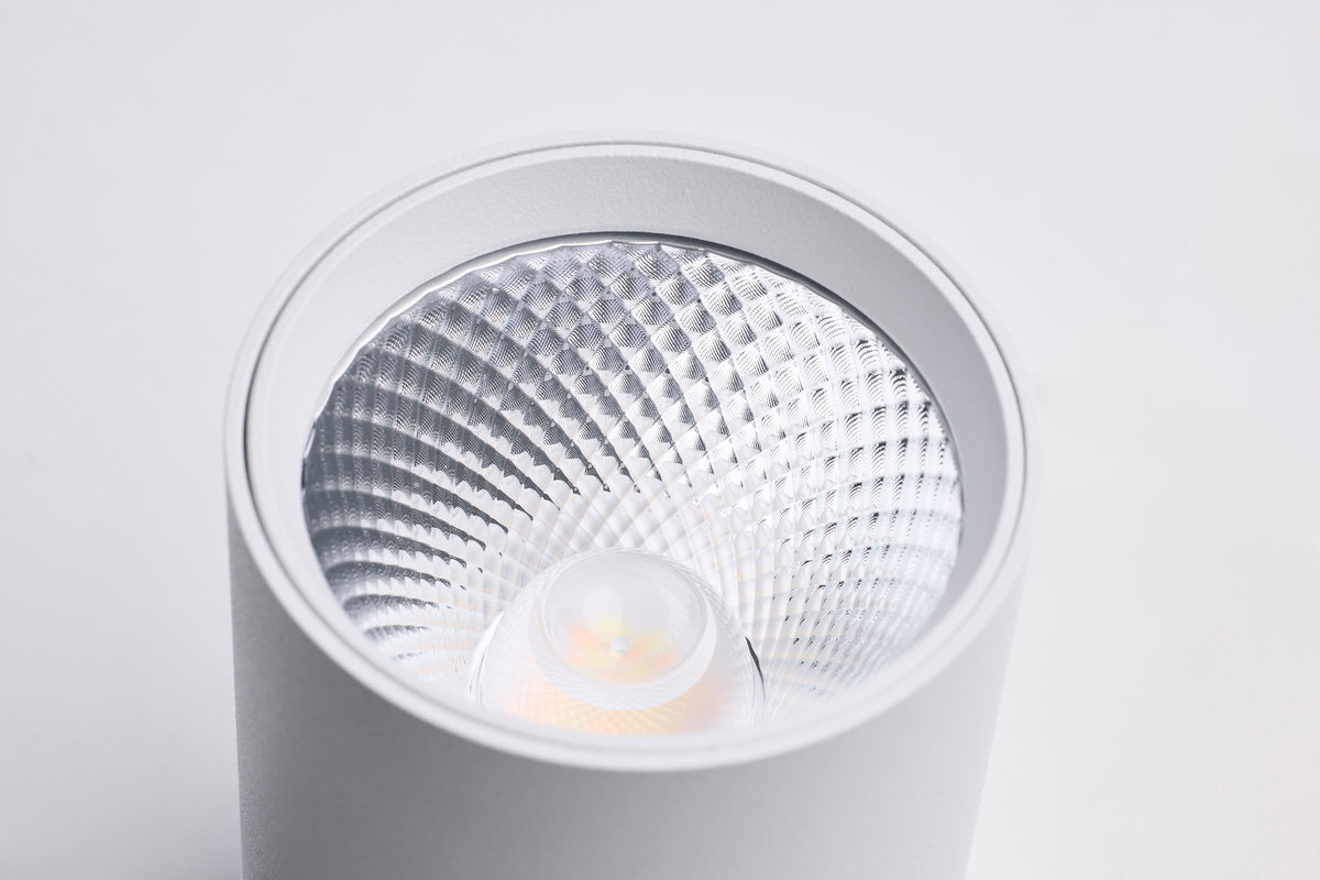 8 Watt LED Track Head - 2700K/3000K/3500K/4000K/5000K CCT Selectable - Dim to Warm - H Style - 48 Degree Beam Angle - 120 Volt - White - Round