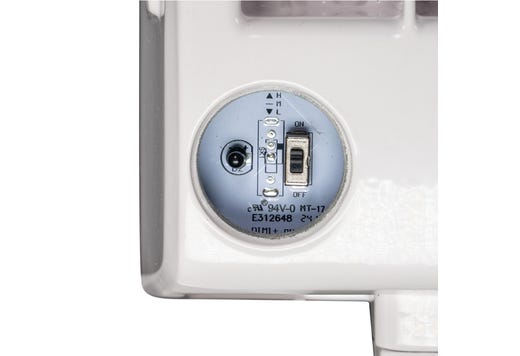 Topaz Flood Power 15-30W & 3-4-5K CCT Select to 4500lm Knuckle & Trunnion Mount White Dimm 120-277V